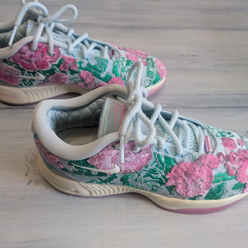 Men's Nike LeBron 21 Sneakers